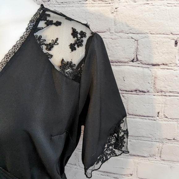 Who What Wear black lace detail dress - Picture 4 of 10